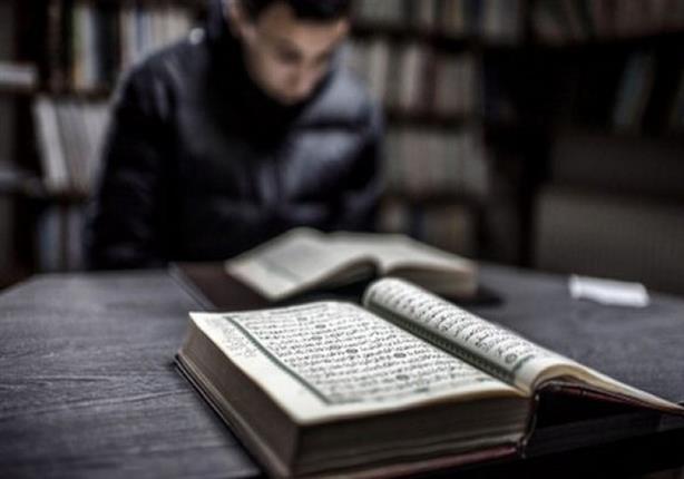 سورة في القرآن الكريم تأتي لك بكل الخير؟.. يوضحها رمضان عبد الرازق